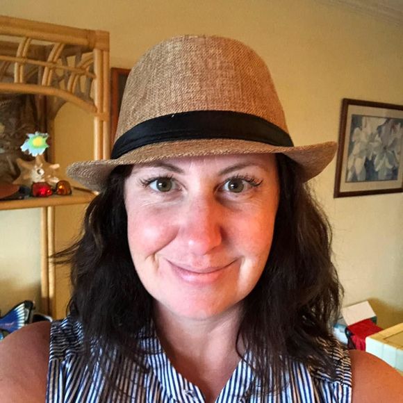 Meet your Posher, Darri - Picture 1 of 1